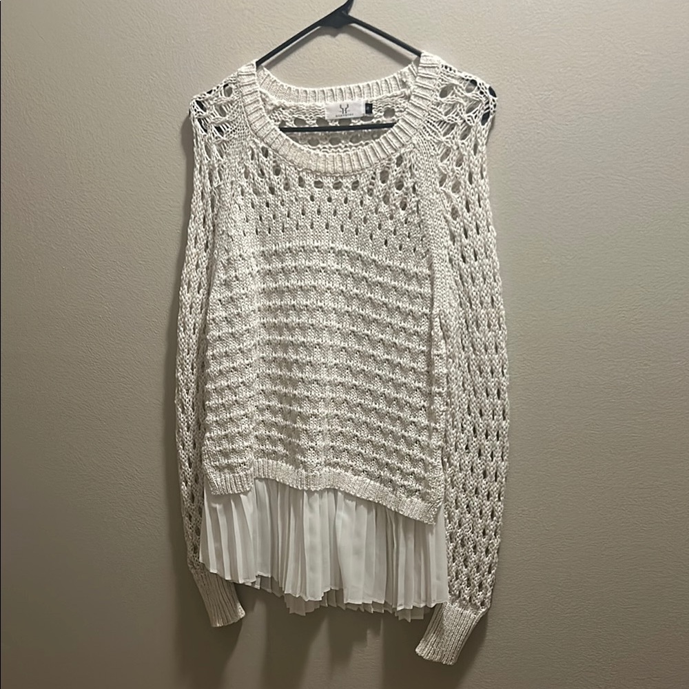 Cream Knit Sweater with Pleated Hem